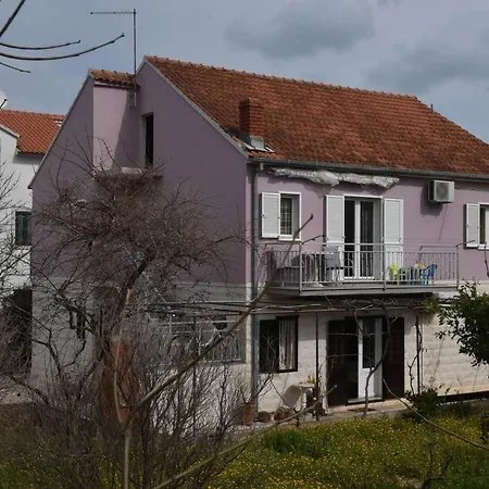 شقة Manigo - Three Bedroom سوبيتار