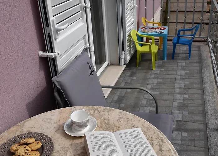 Lägenhet Manigo - Three Bedroom Supetar