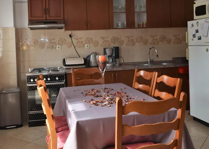 Lägenhet Manigo - Three Bedroom *