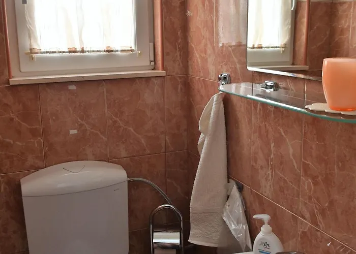 Manigo - Three Bedroom