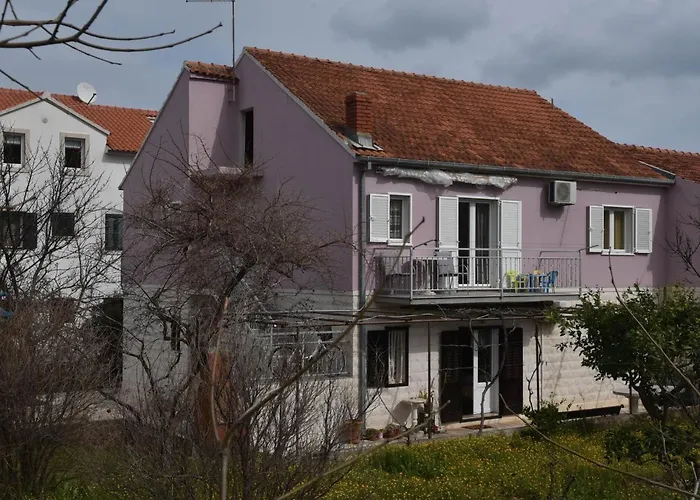 Lägenhet Manigo - Three Bedroom Supetar