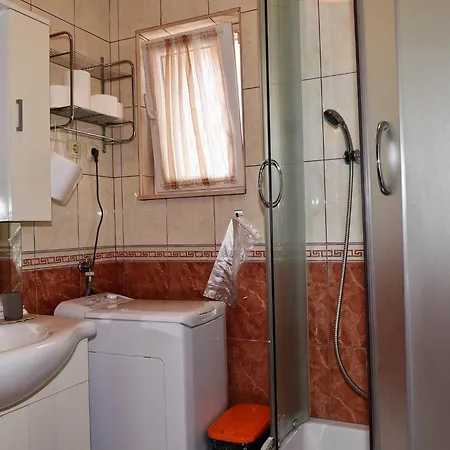 Manigo - Three Bedroom *
