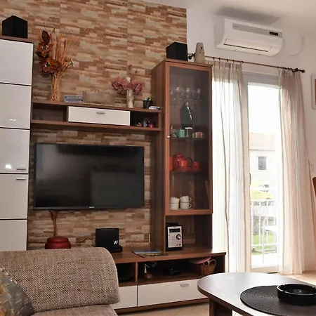 Manigo - Three Bedroom *