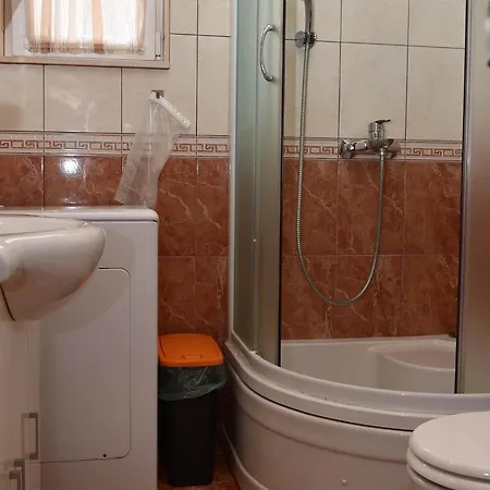 Manigo - Three Bedroom *